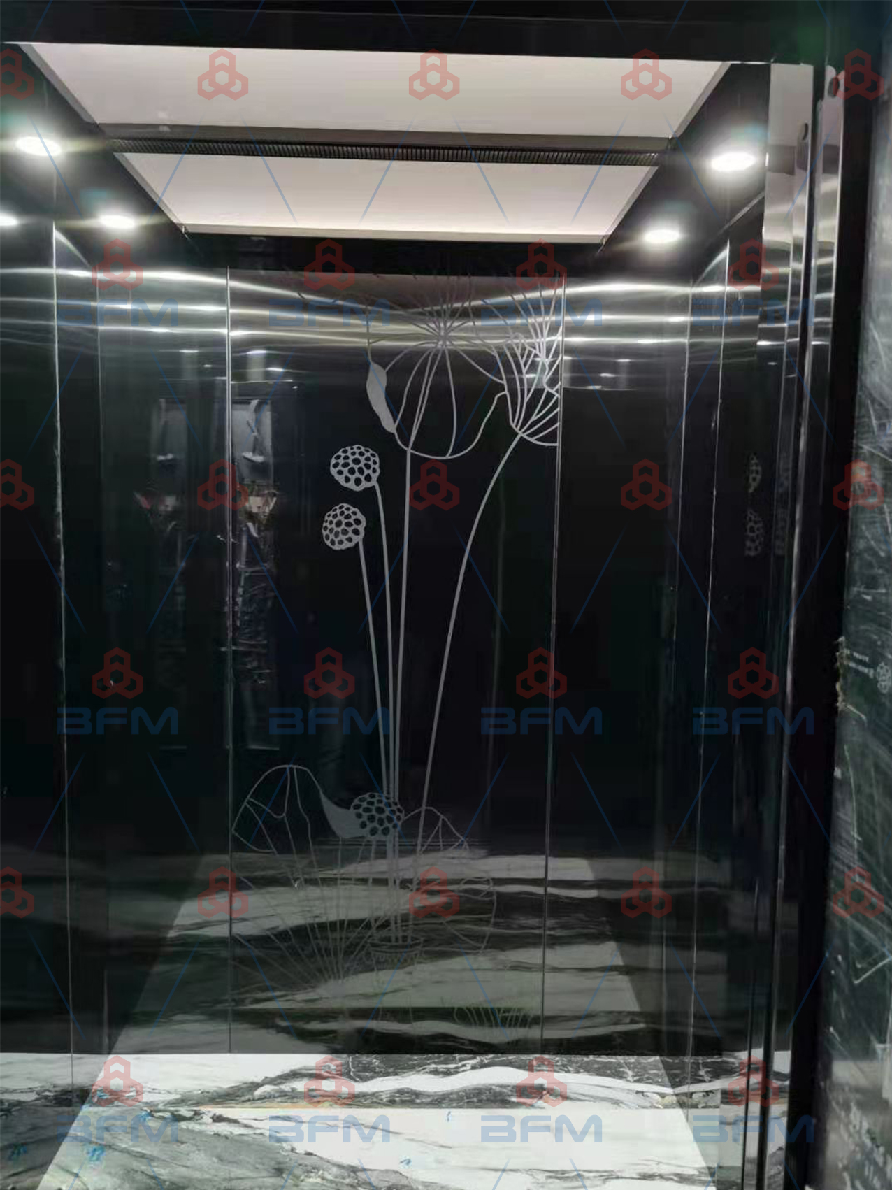 江西赣州项目电梯装潢顺利完工